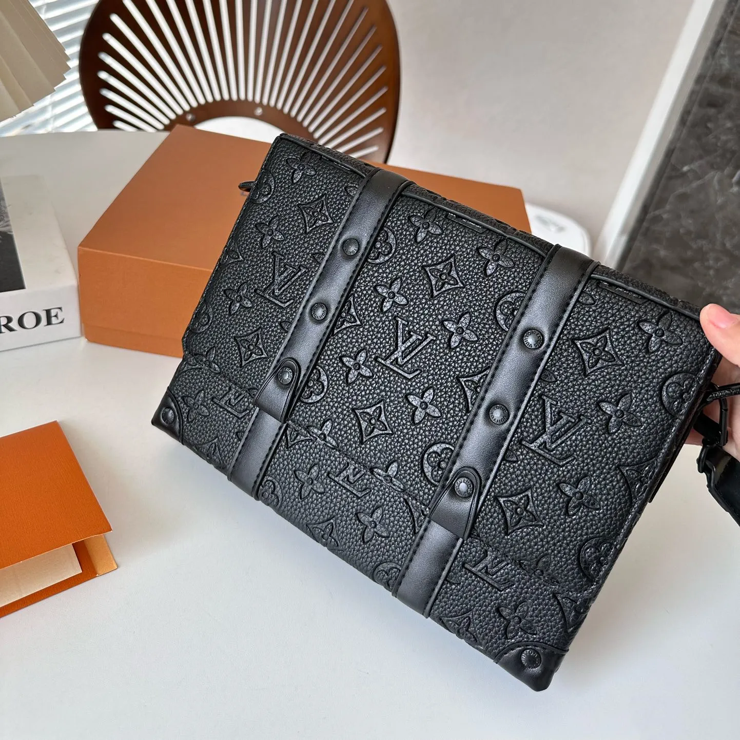 Fashion Postman Embossed Square Bag