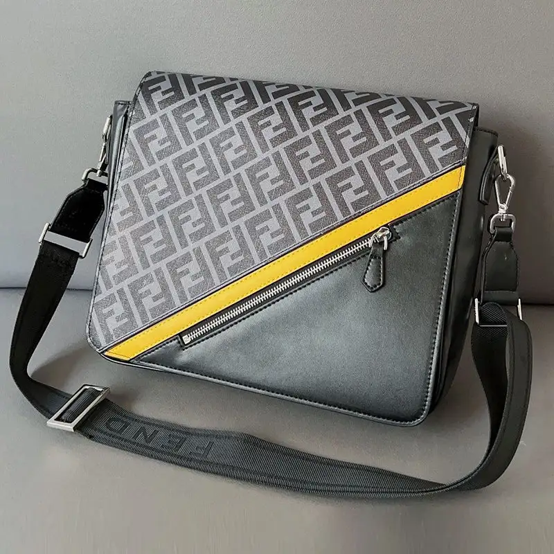 Fashionable and versatile casual high-end men's bag