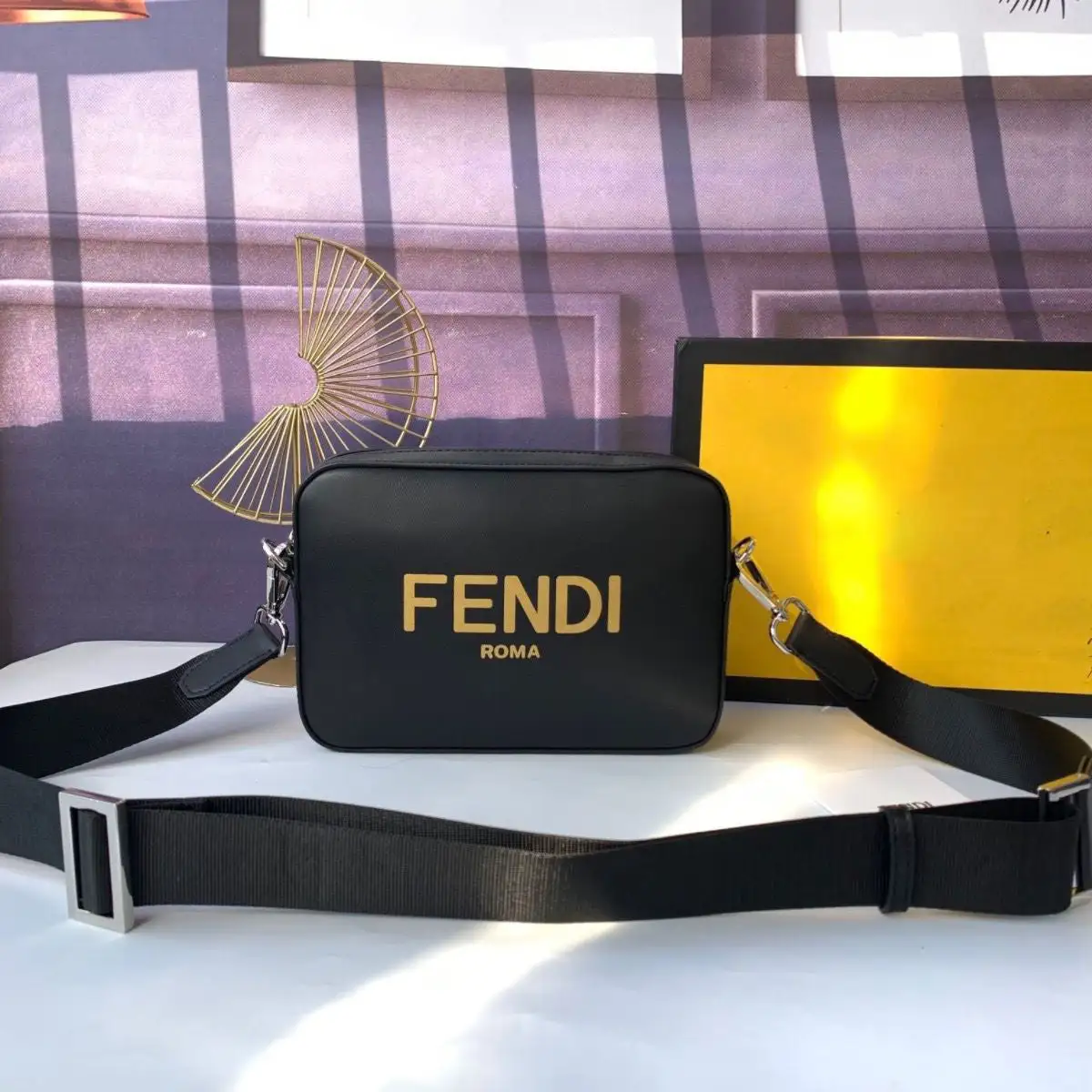 Fashionable and versatile casual high-end men's bag