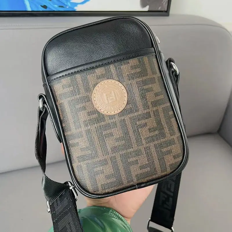 Fashionable and versatile casual high-end men's bag