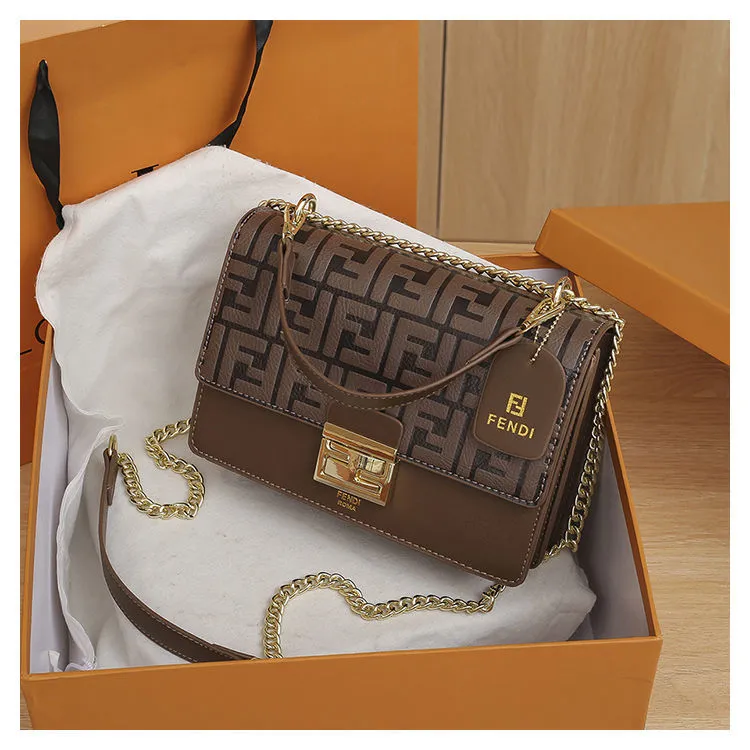 Fashionable one shoulder crossbody messenger bag