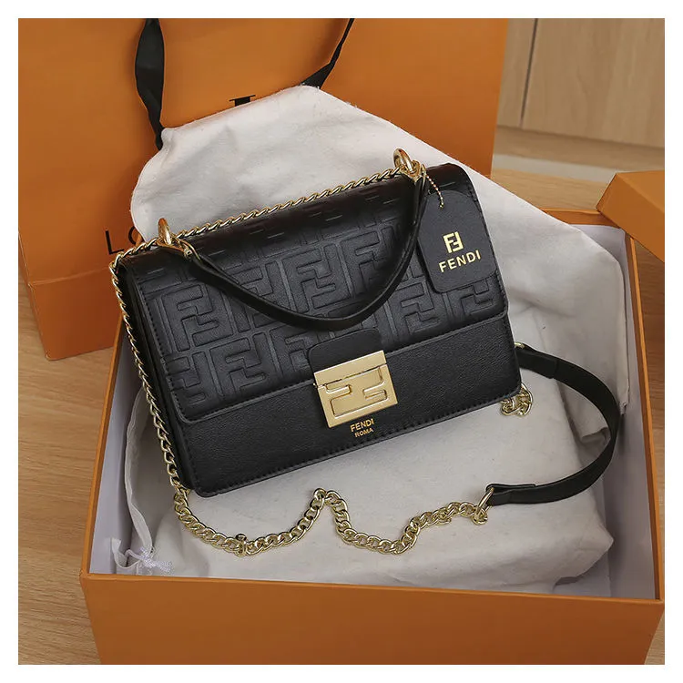 Fashionable one shoulder crossbody messenger bag