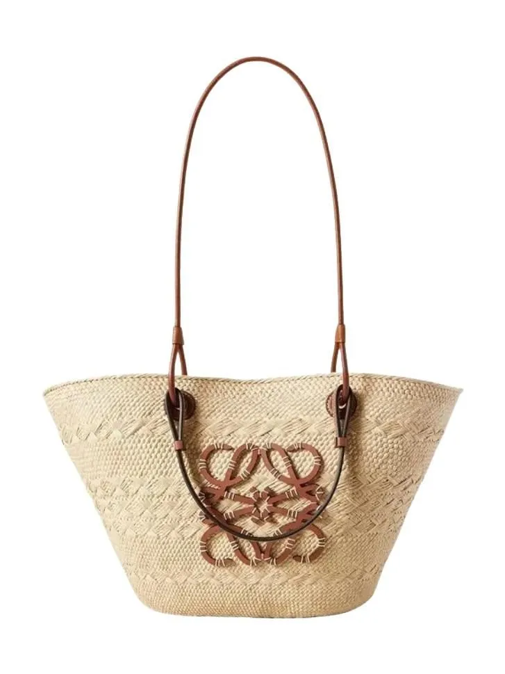 Paula's Ibiza Anagram Small basket bag