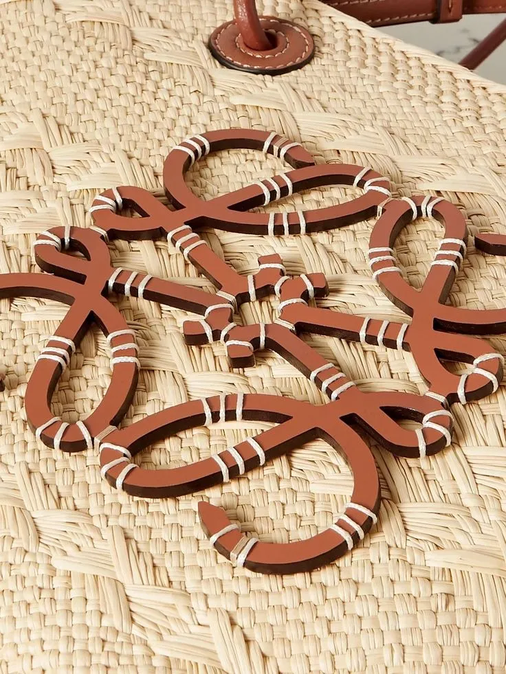 Paula's Ibiza Anagram Small basket bag