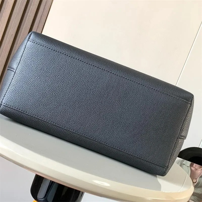 Anagram Medium Leather Tote Bag