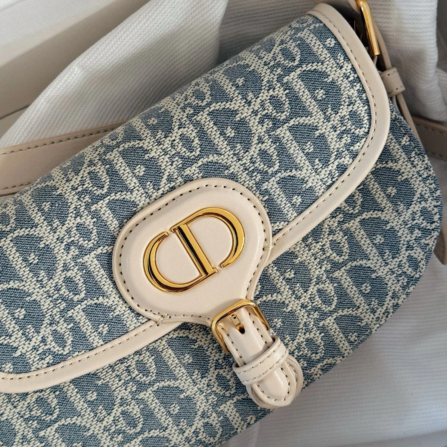 Bobby's Crescent Bag