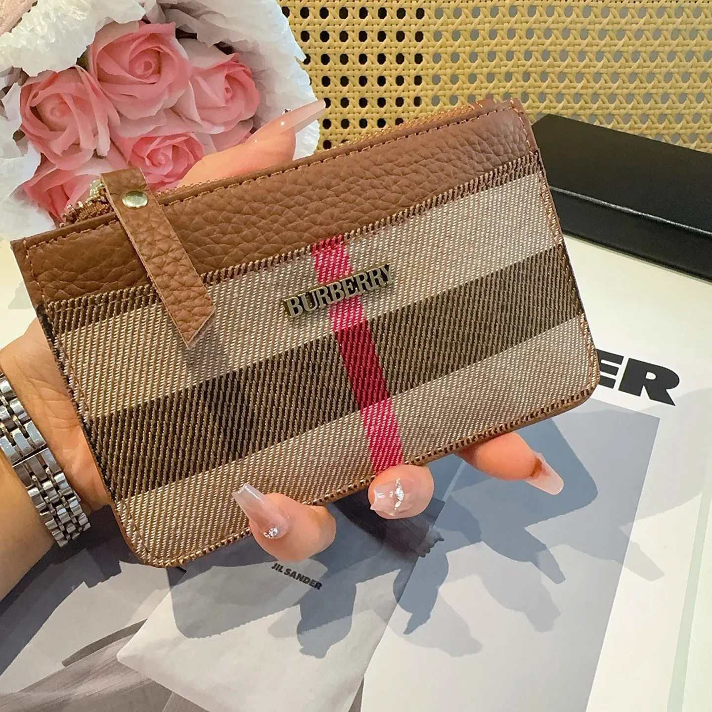 Compact and lightweight coin and key bag