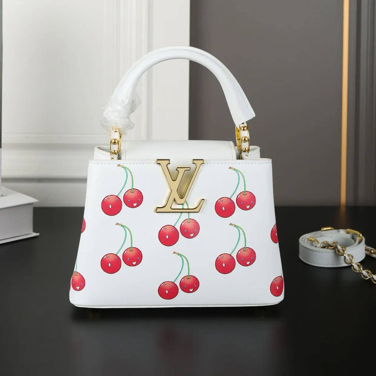 Cherry Kapusin Shoulder Bag