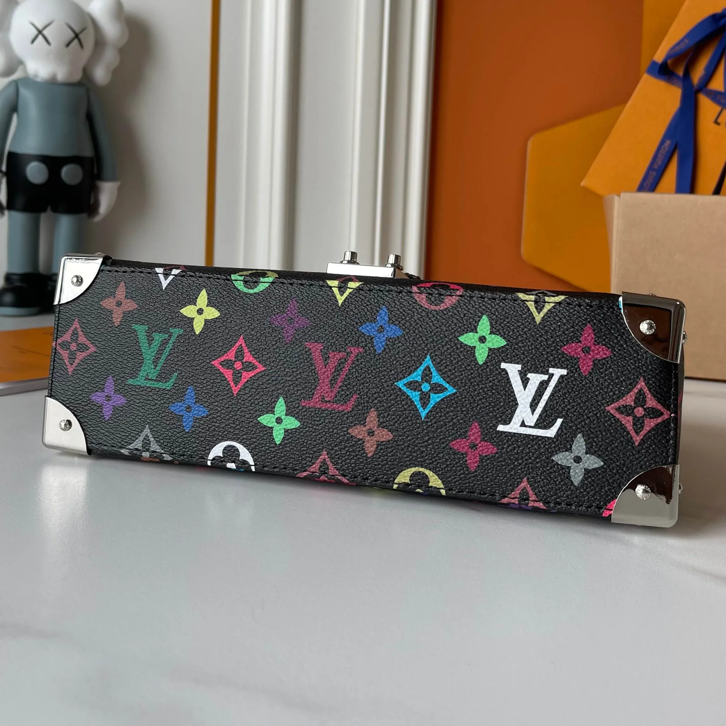 Luxury Vintage Black Color Handbag