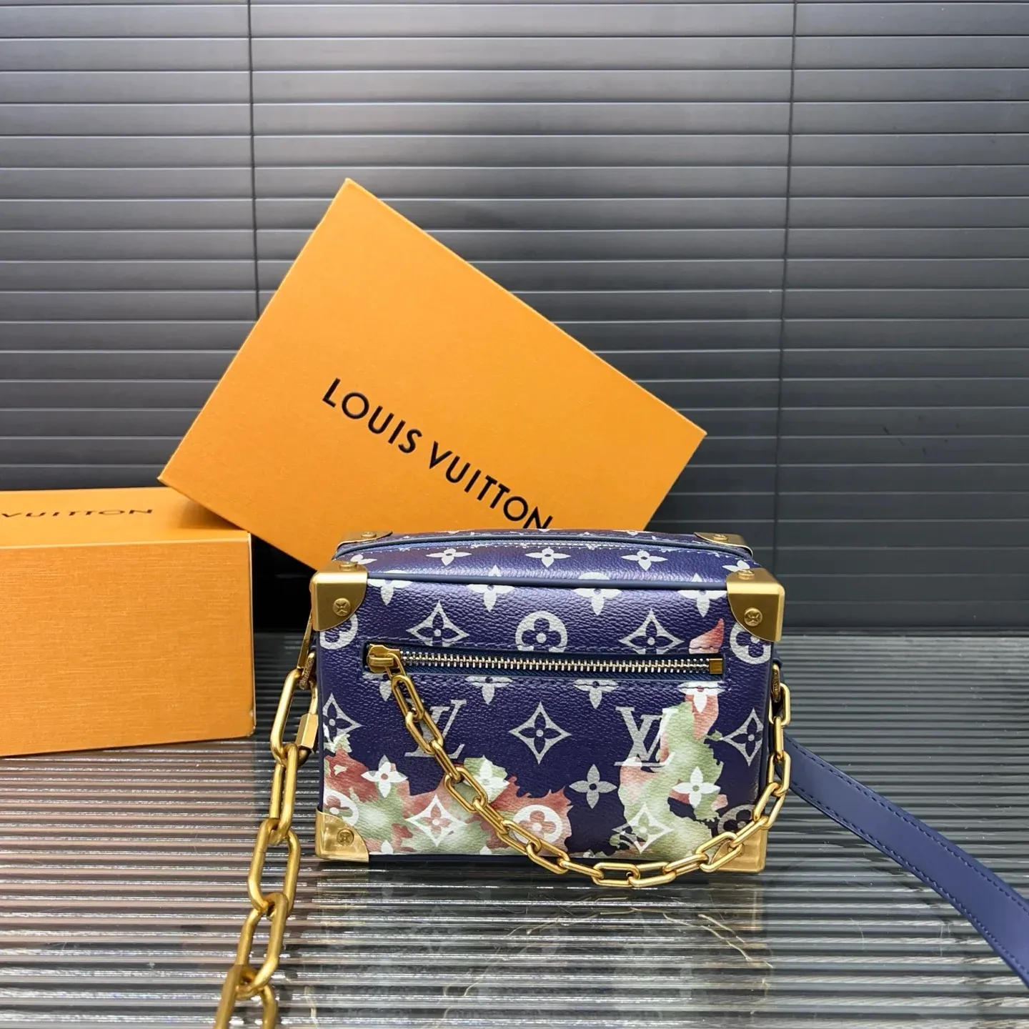 Unisex Crossbody Bag