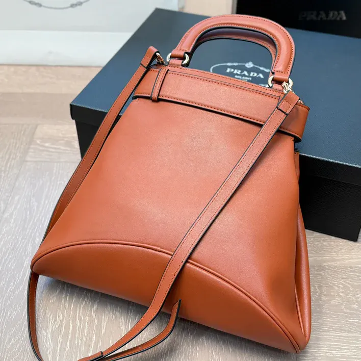 new fashion and versatile shopping bag