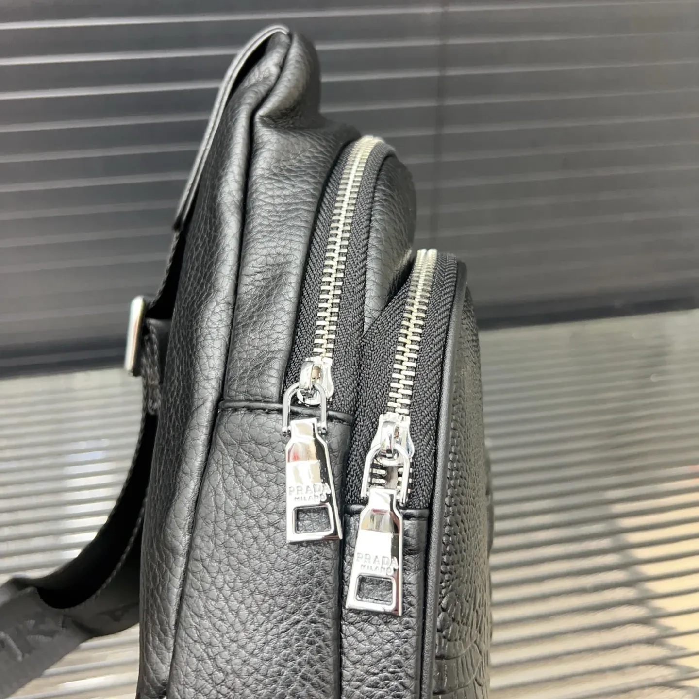 Crocodile Print Men's Crossbody Shoulder Bag