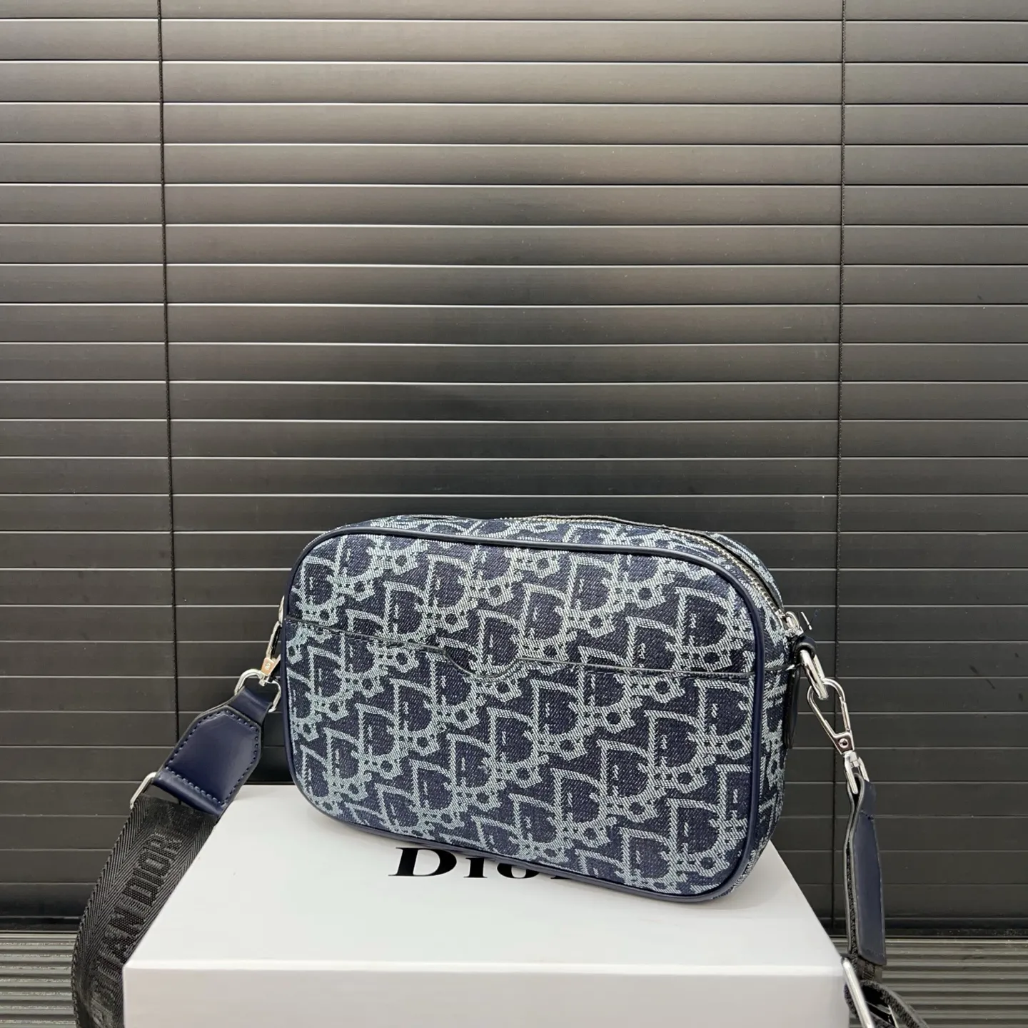 Fashion new men's bag