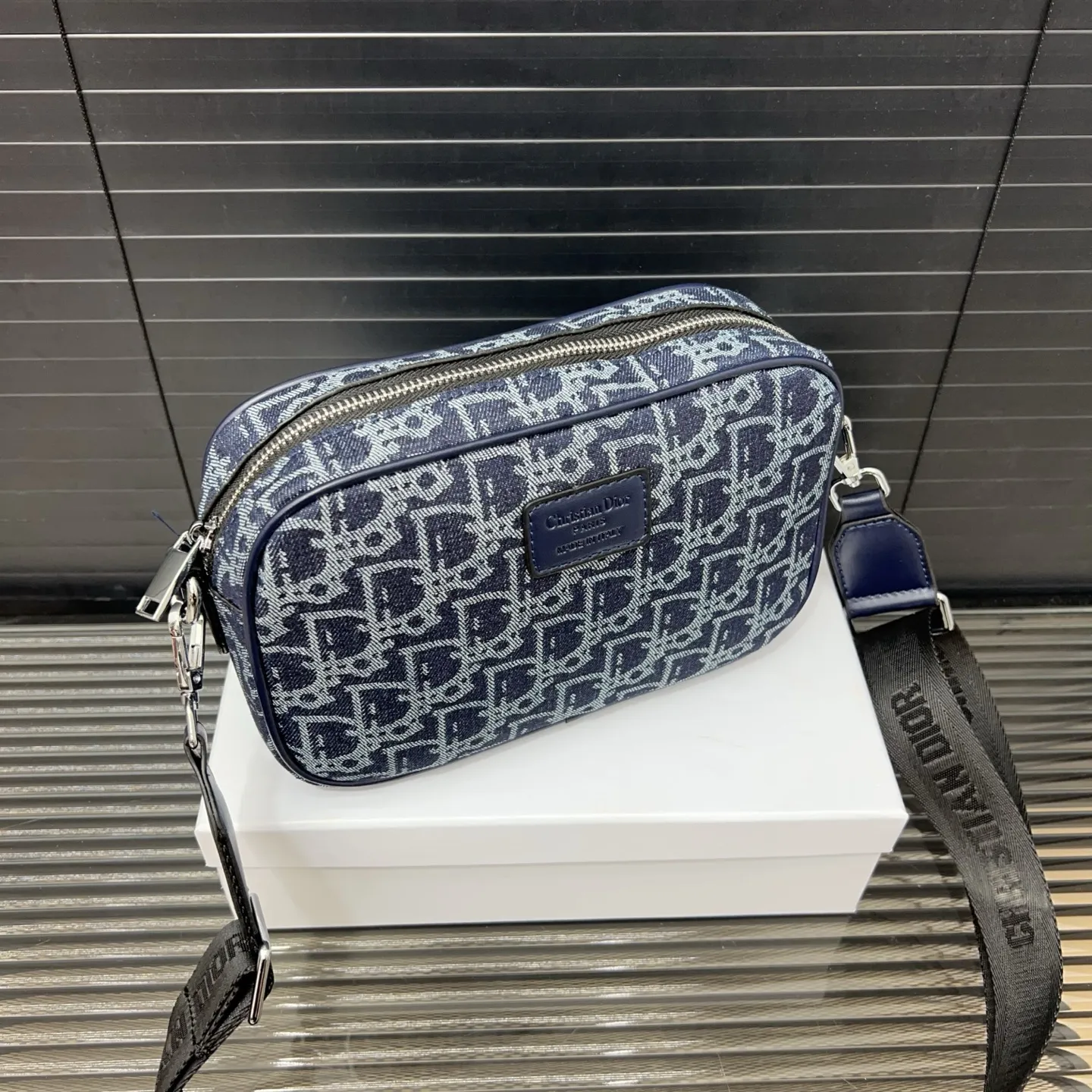 Fashion new men's bag