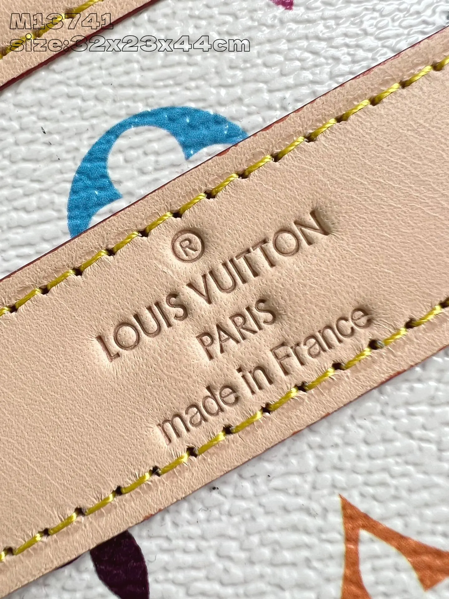 New White Color Breathable Pet Bag