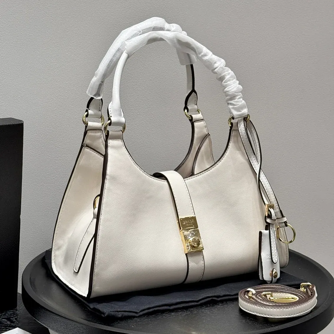 High quality versatile casual crossbody bag