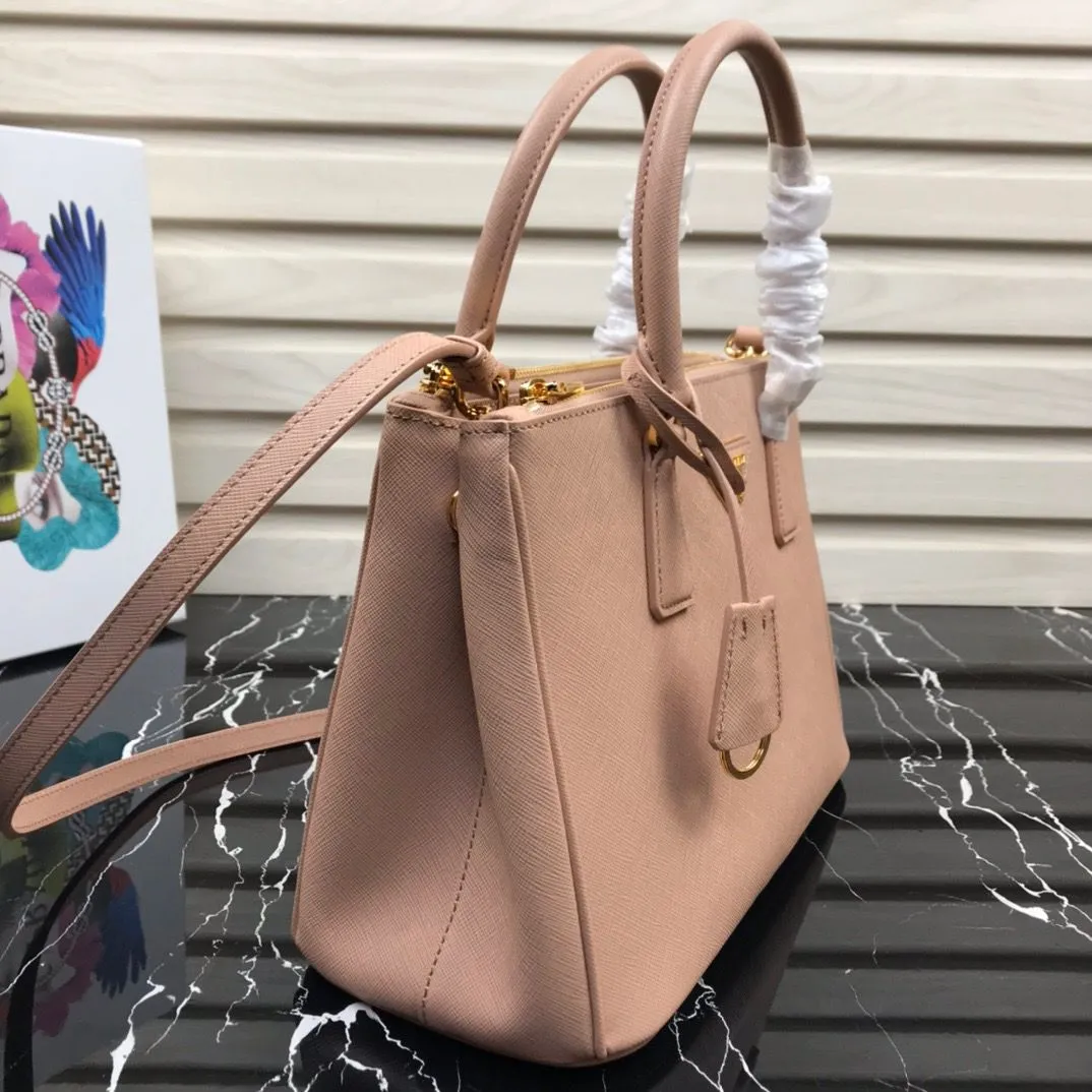 Medium Shoulder Bag Naked Pink