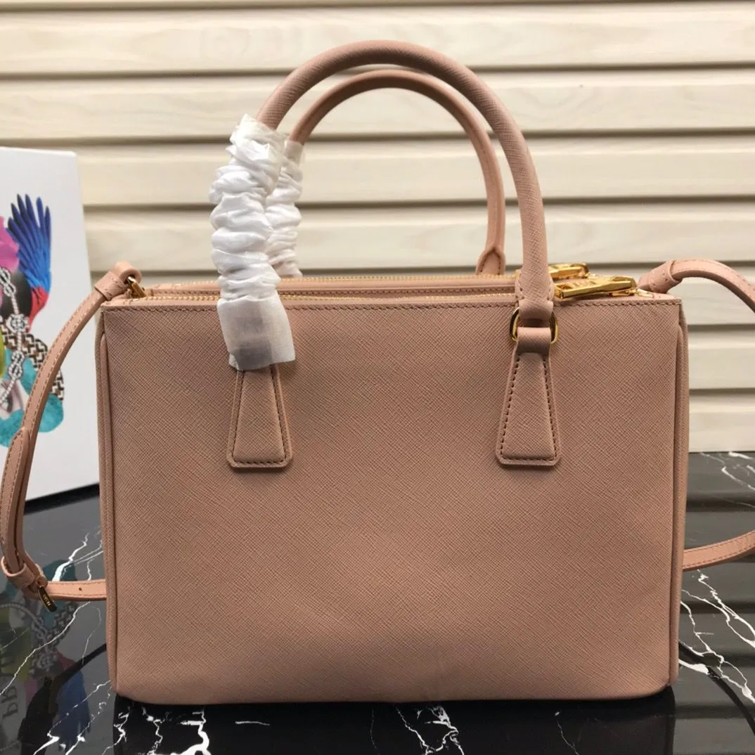 Medium Shoulder Bag Naked Pink