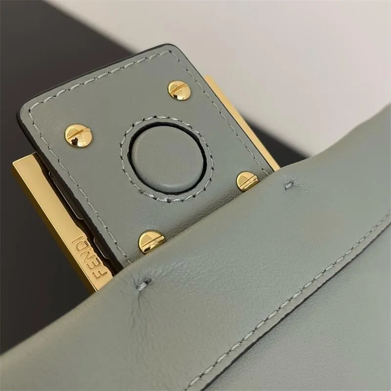 Medium Leather Handbag