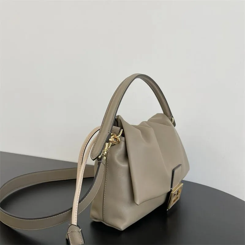 Medium Leather Handbag
