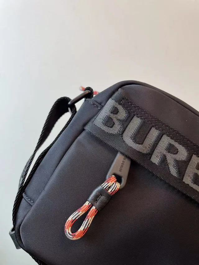 Classic Casual Shoulder Bag