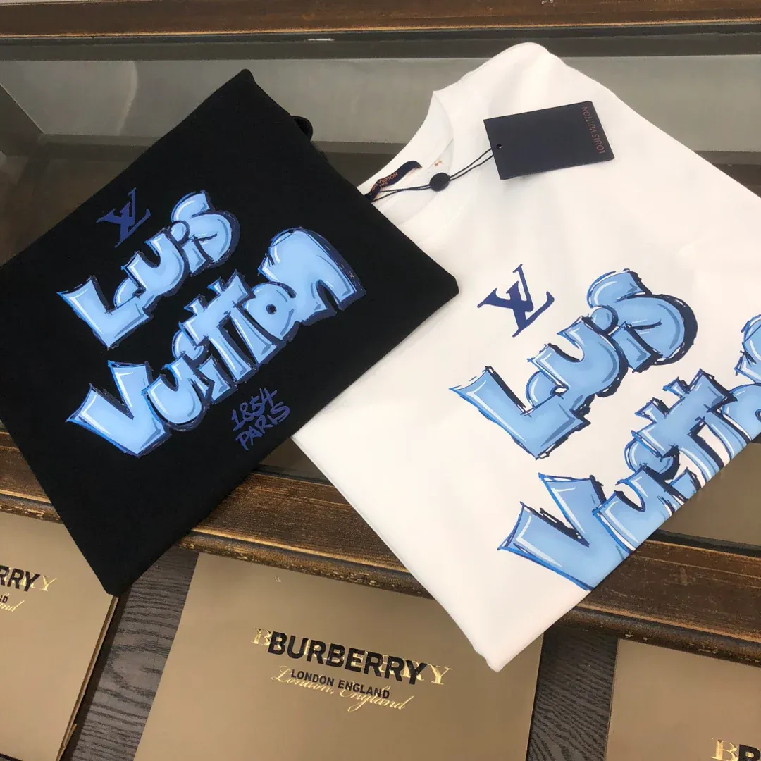 New round neck short sleeved t-shirt