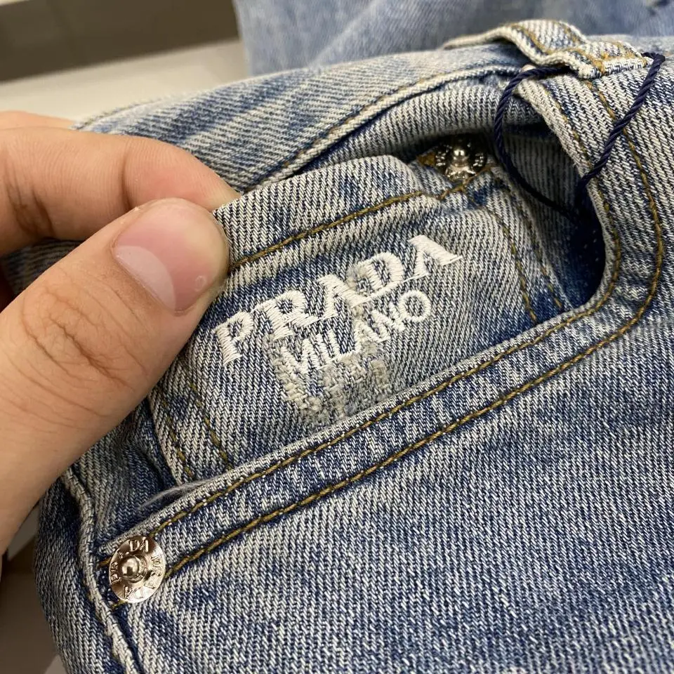 New Fashion Versatile Slim Fit Jeans