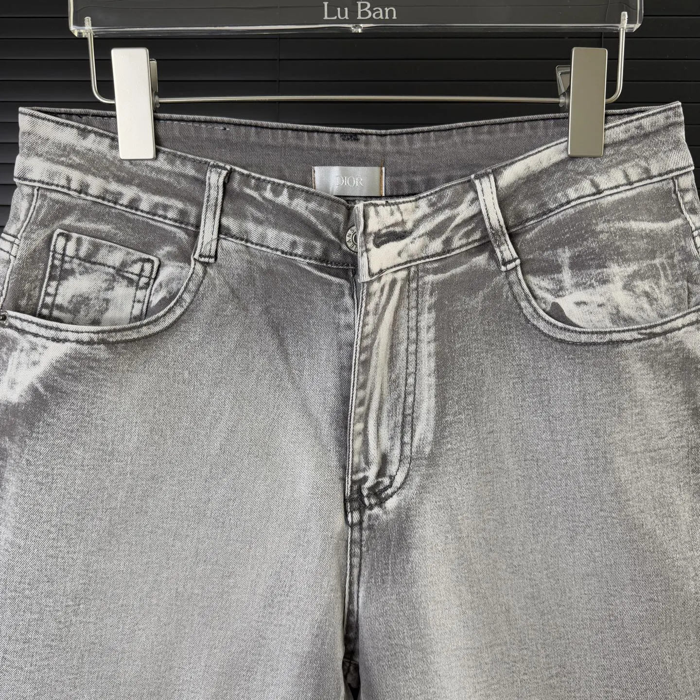 Straight denim shorts