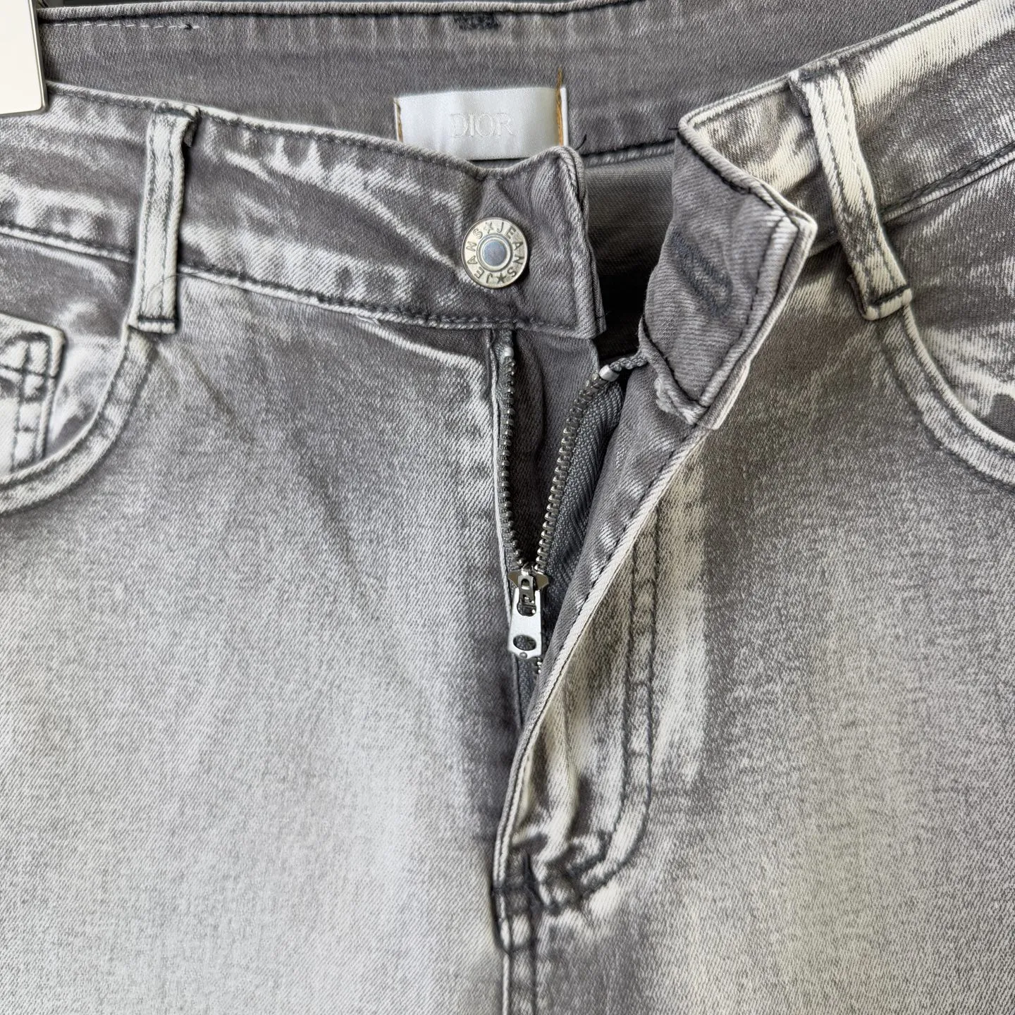 Straight denim shorts