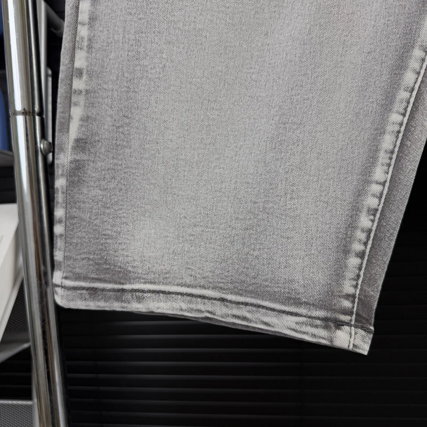 Straight denim shorts