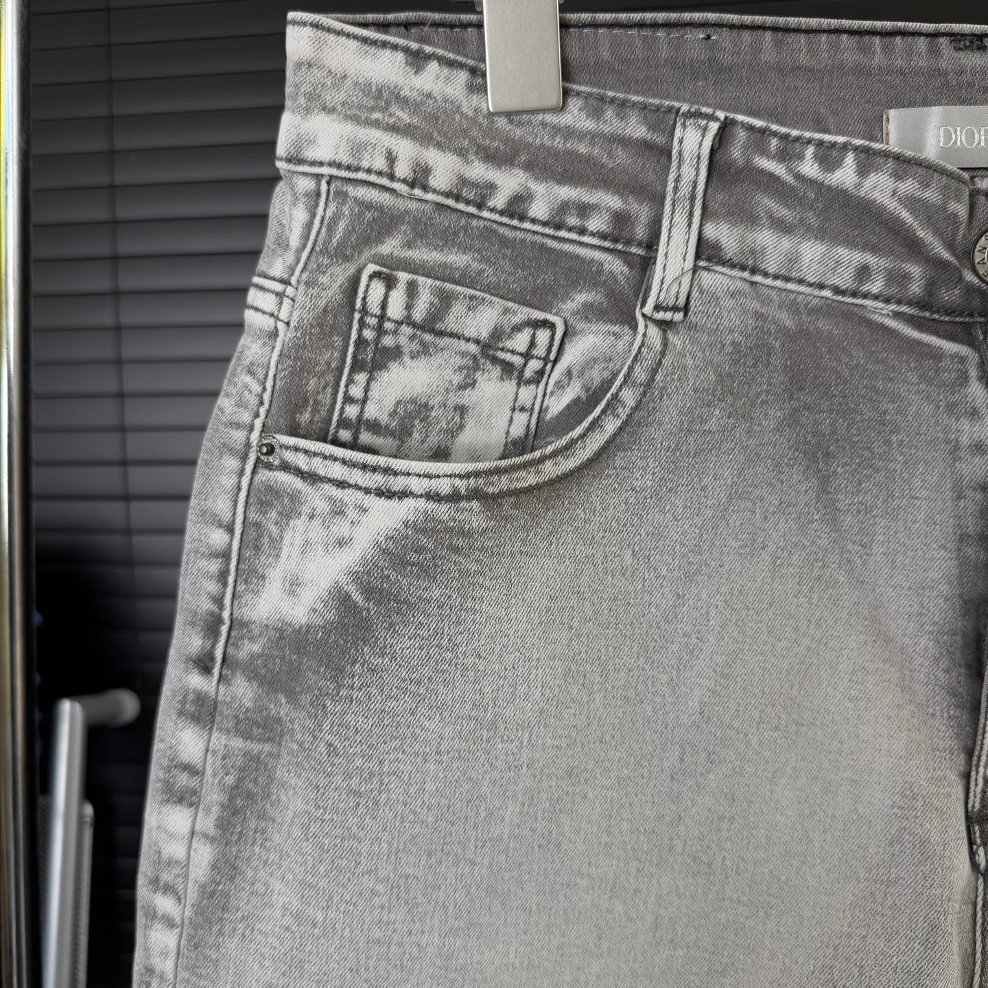 Straight denim shorts