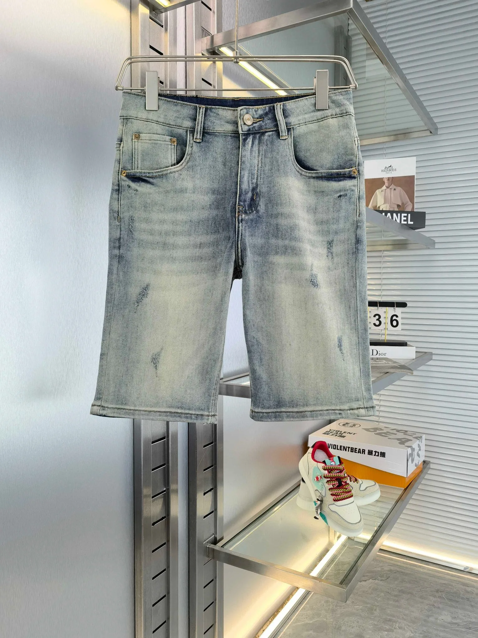 Straight denim shorts