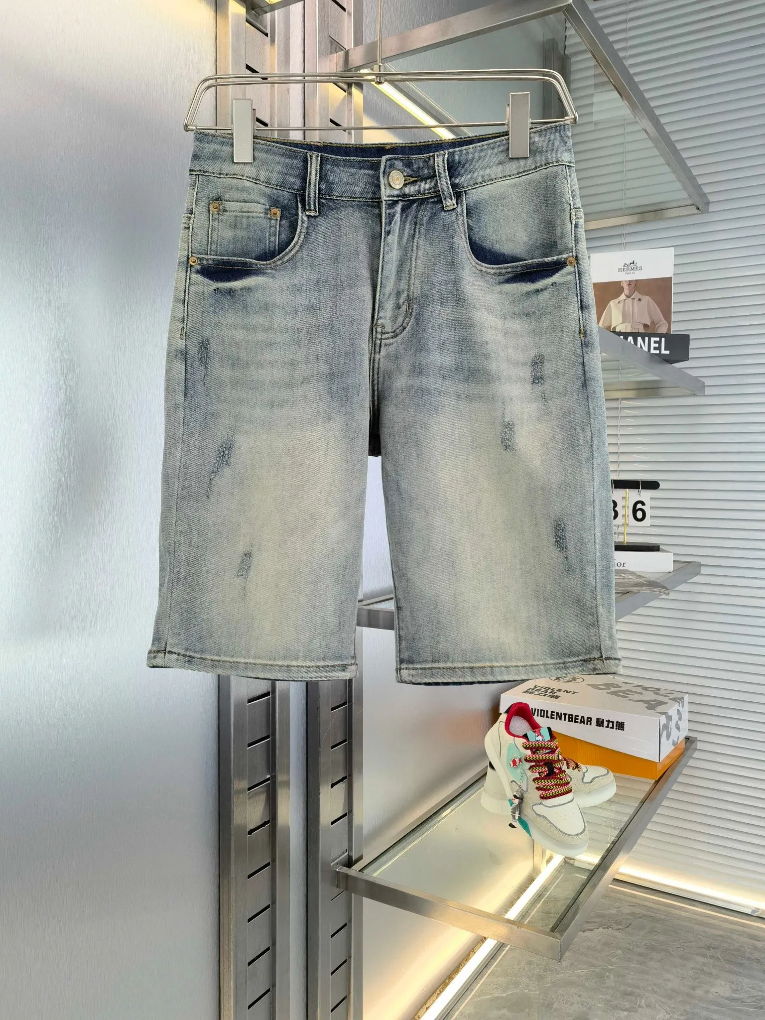 Straight denim shorts