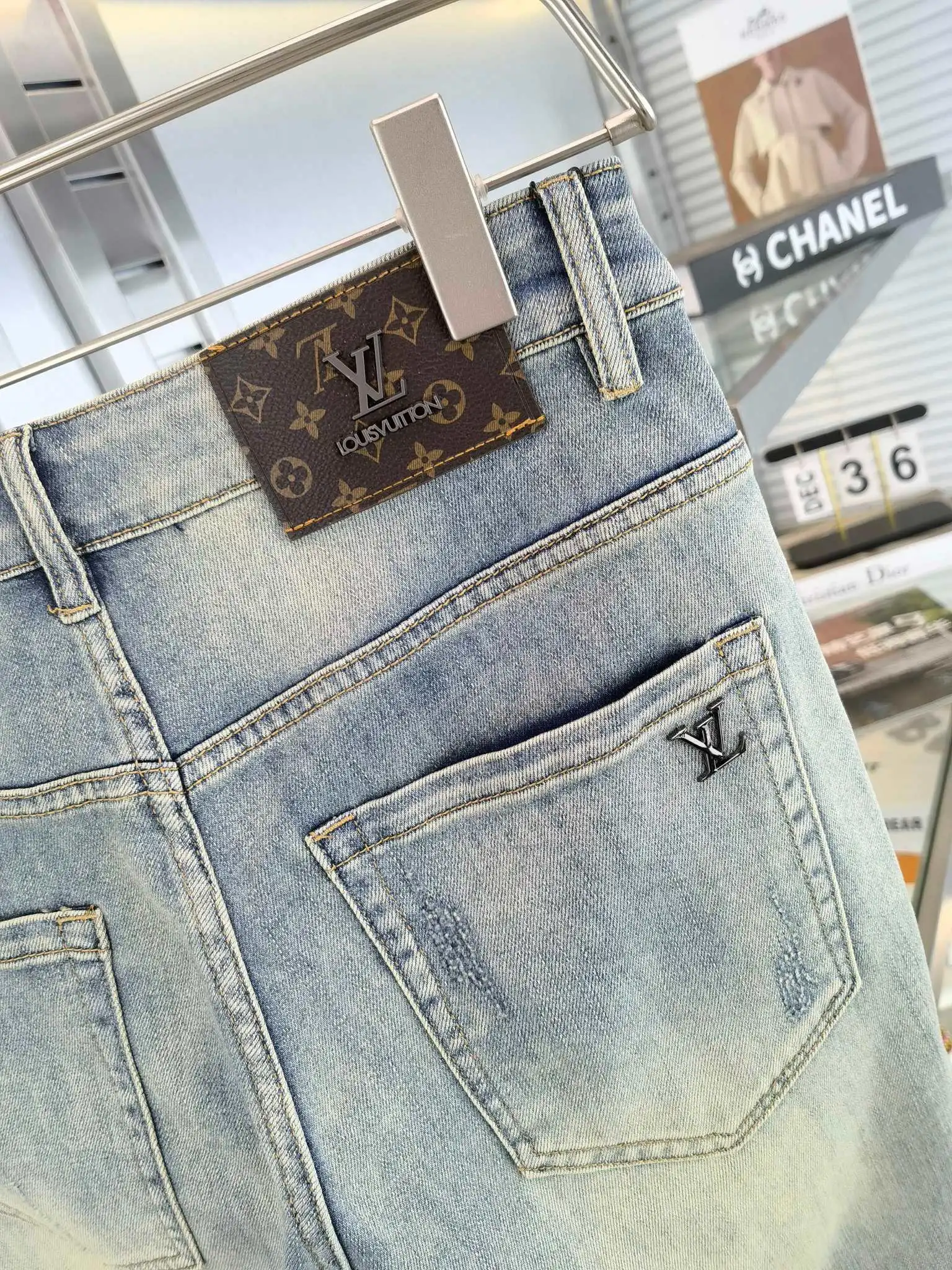 Straight denim shorts