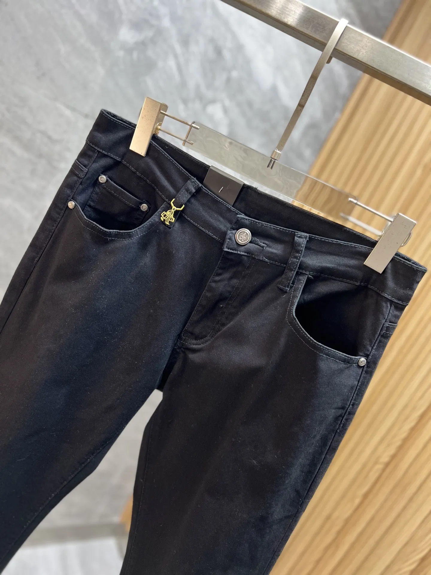 New men's slim fit versatile jeans