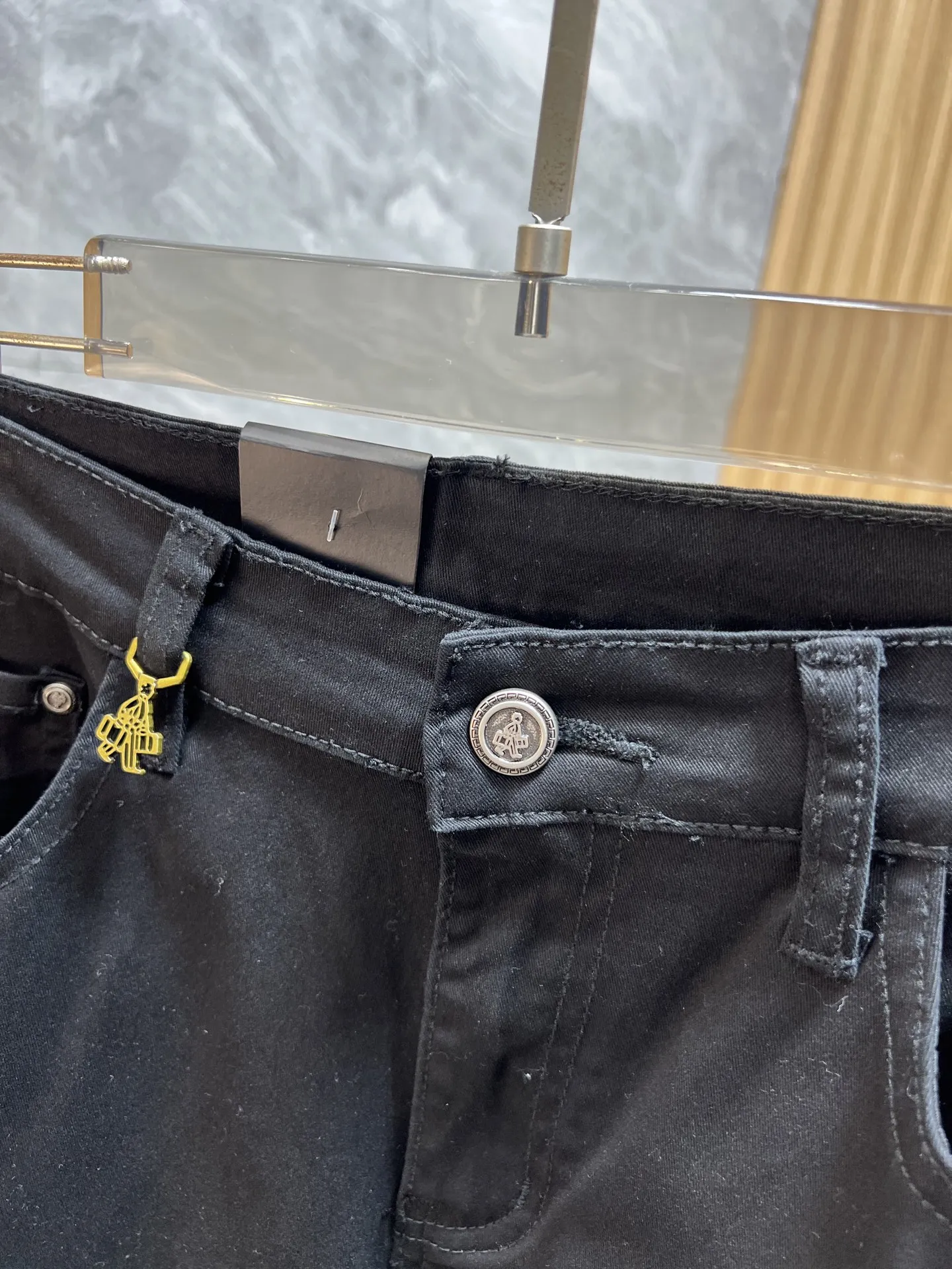 New men's slim fit versatile jeans