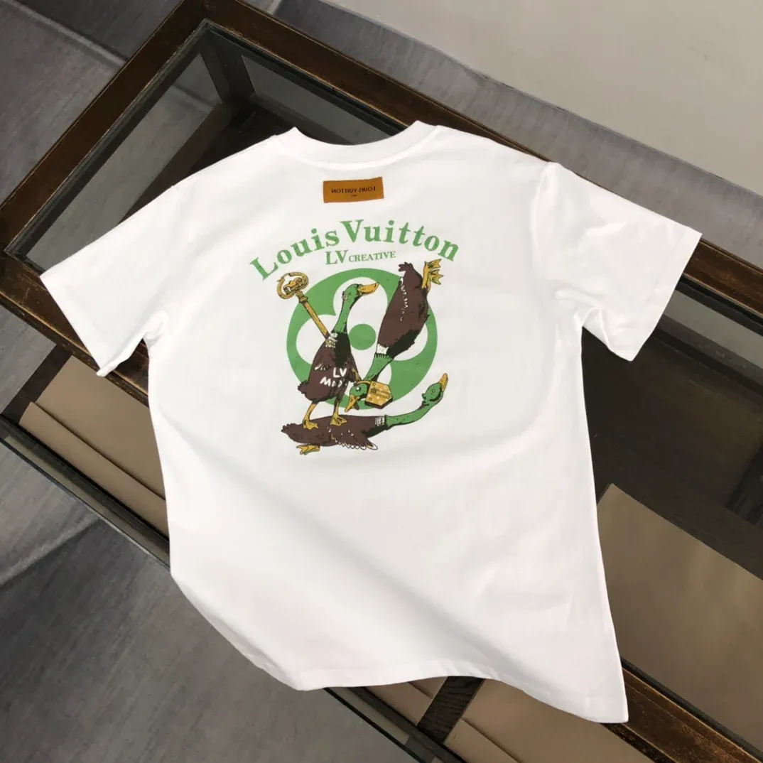 New round neck short sleeved t-shirt