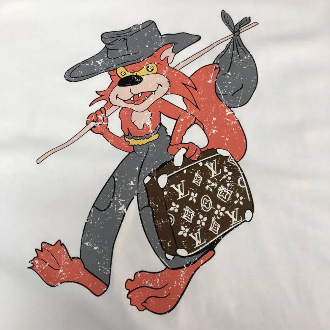 New round neck short sleeved t-shirt