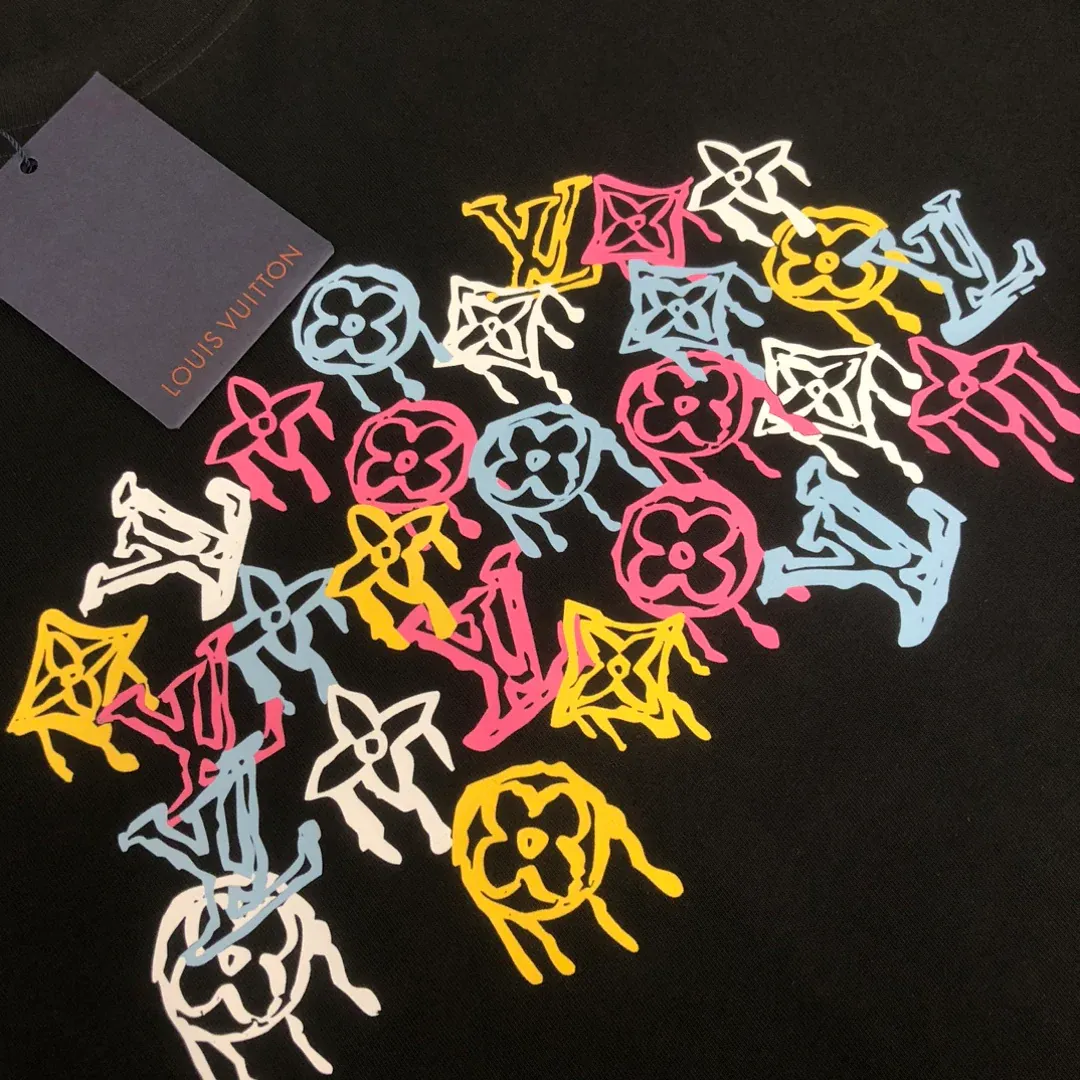 New round neck short sleeved t-shirt