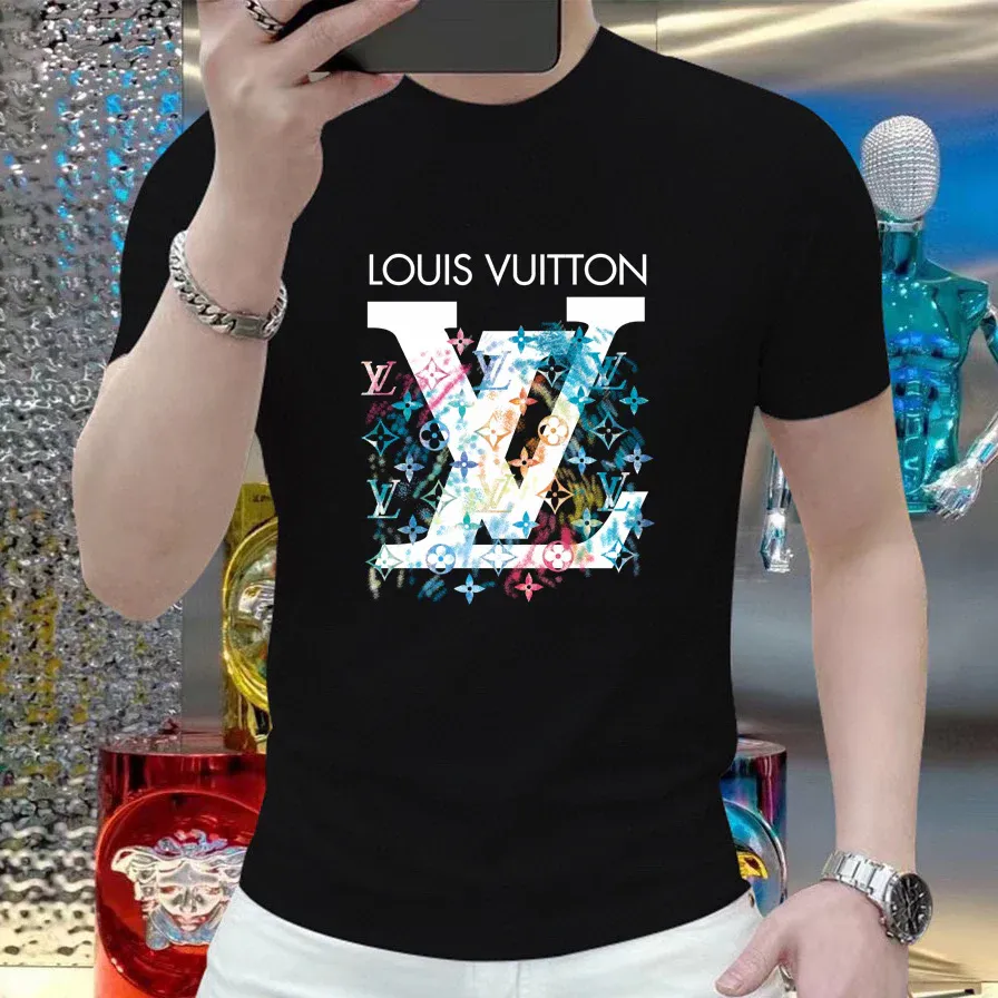 Men's casual short sleeved t-shirt