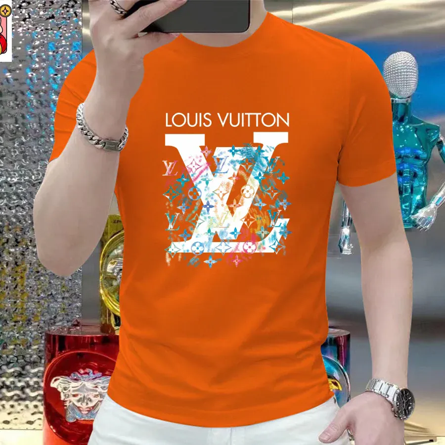 Men's casual short sleeved t-shirt