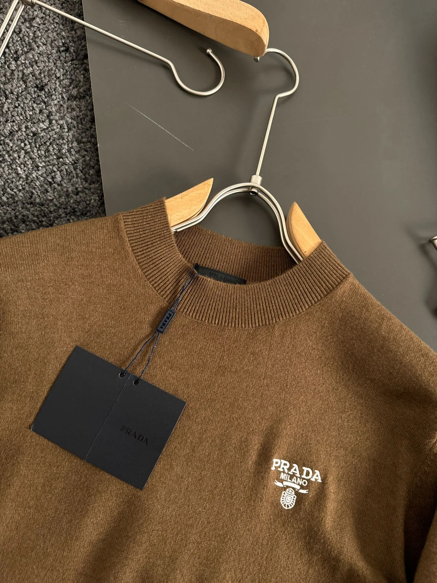 New PRD autumn and winter letter embroidery knitted round neck sweater