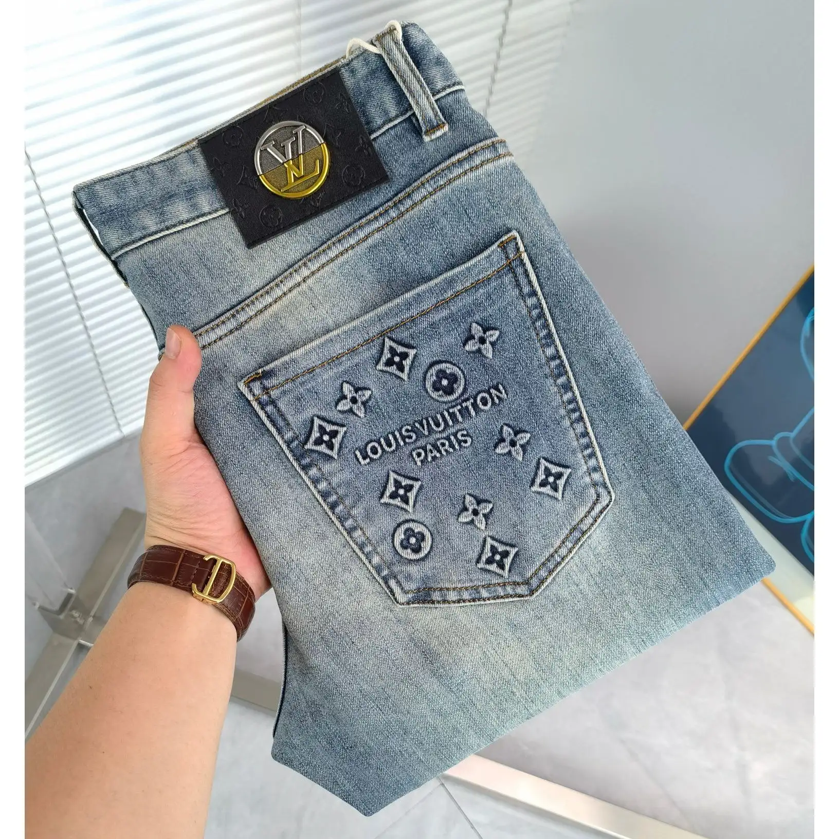 Men's versatile autumn and winter slim fit jeans