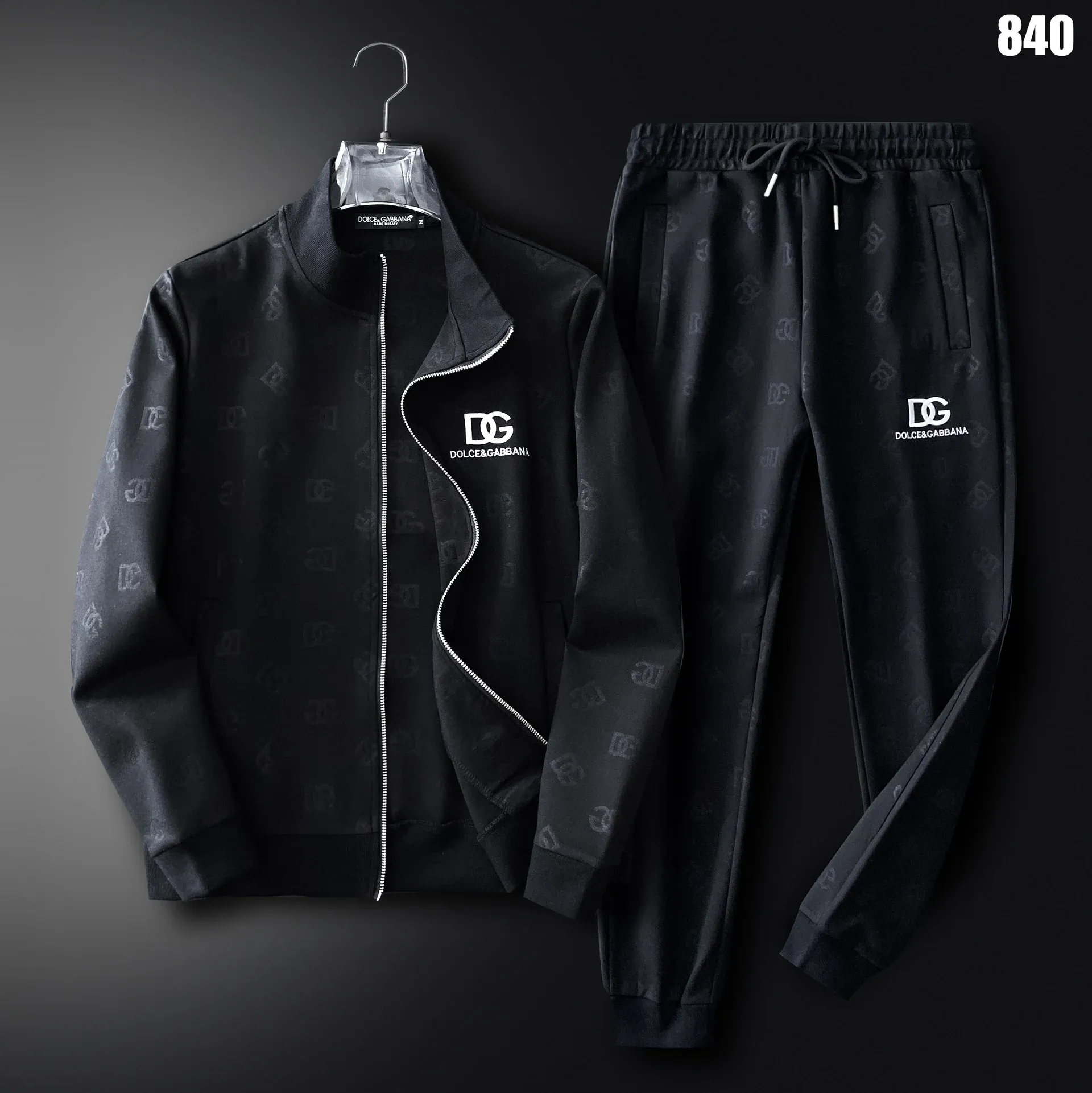 Fashion New Sports Set