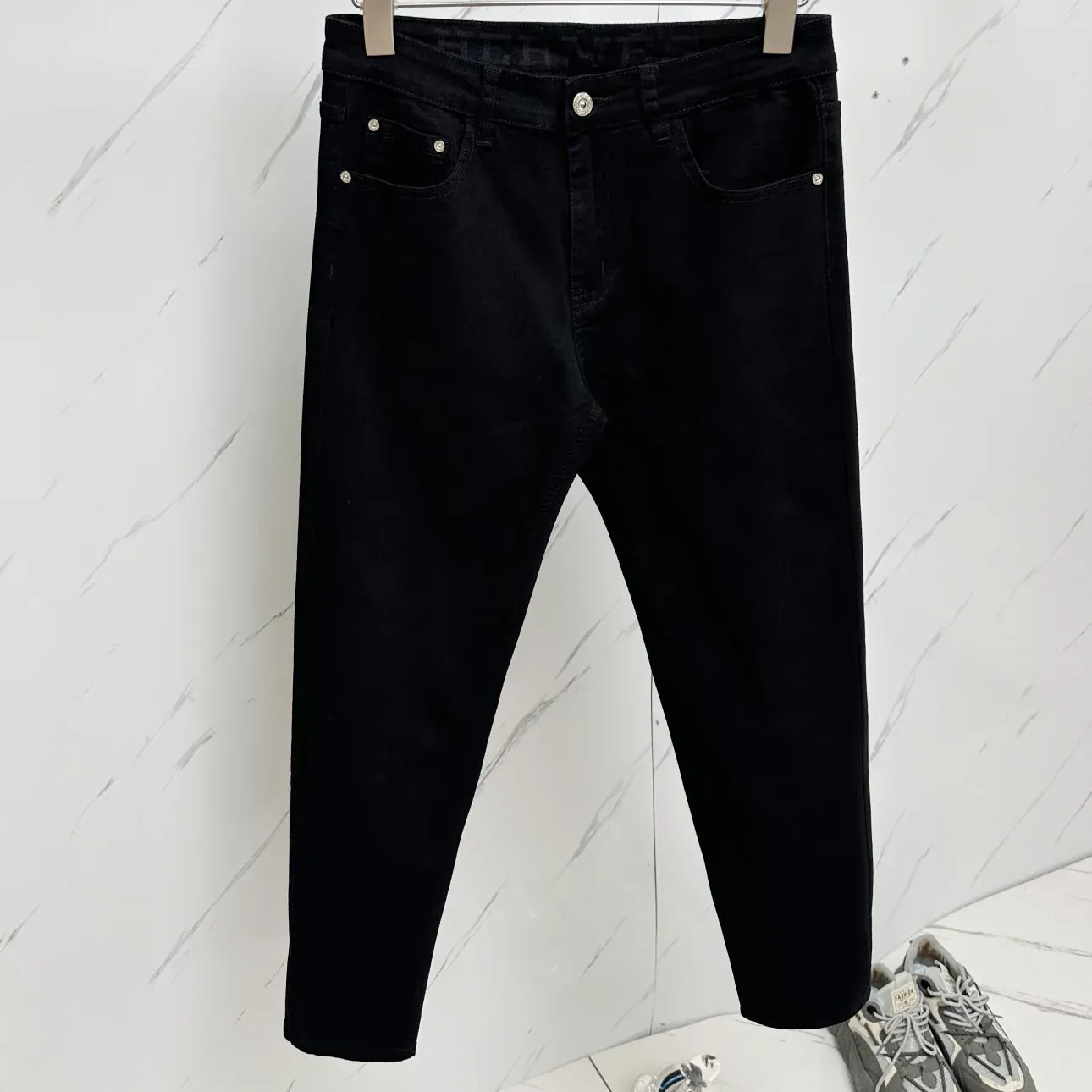 Men's versatile autumn and winter slim fit jeans