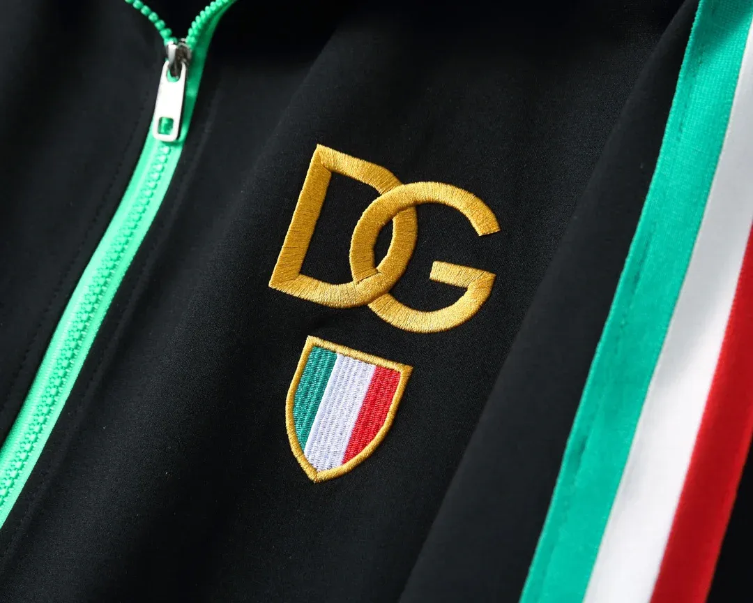 Fashion New Sports Set