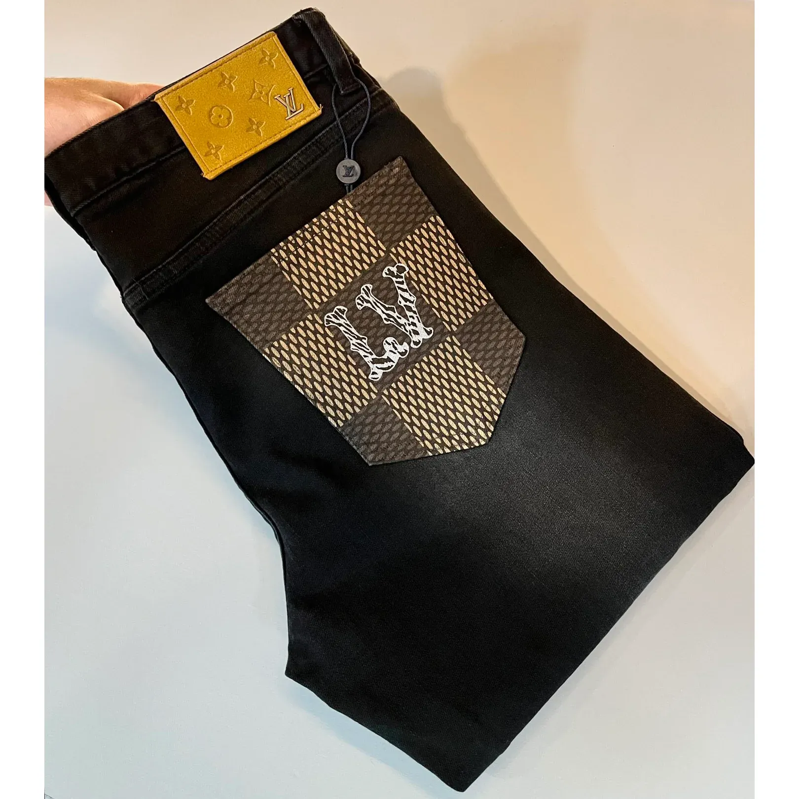 Men's versatile autumn and winter slim fit jeans