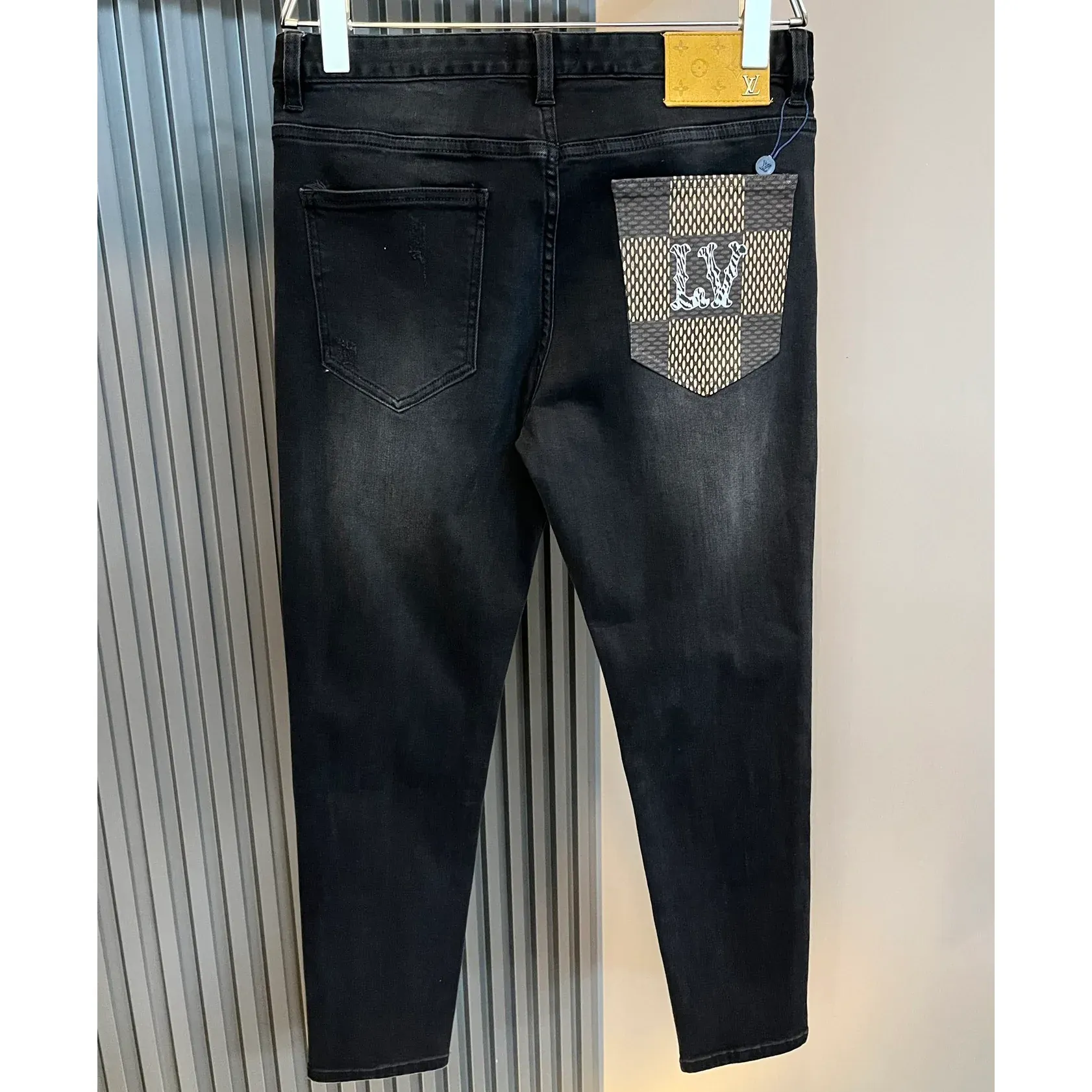 Men's versatile autumn and winter slim fit jeans