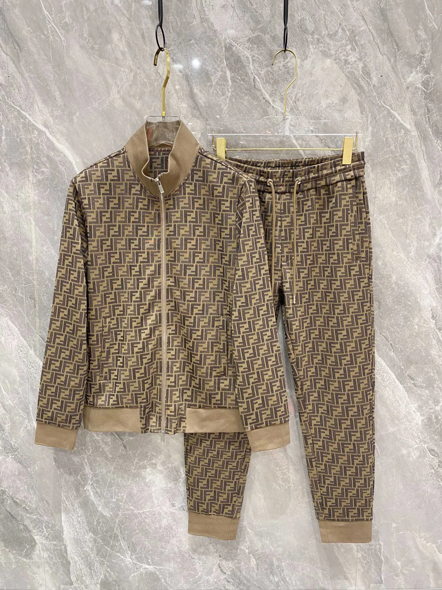 Early Autumn F Brand New Set