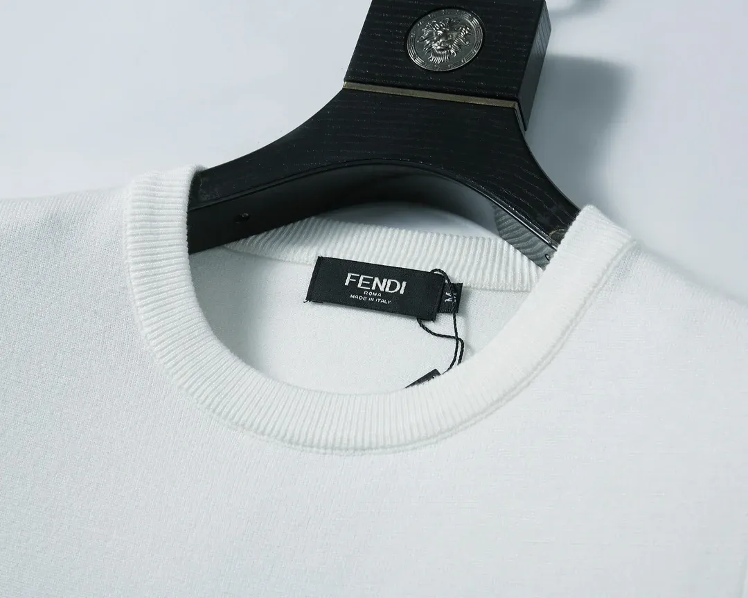 Handsome men's casual sweater